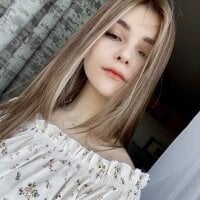 JulianaChesbrough's webcam live show