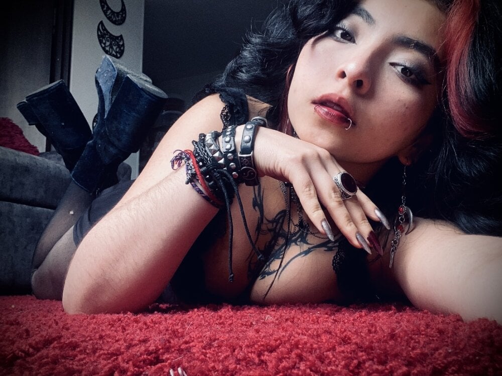 _gothiccbitch_ from stripchat