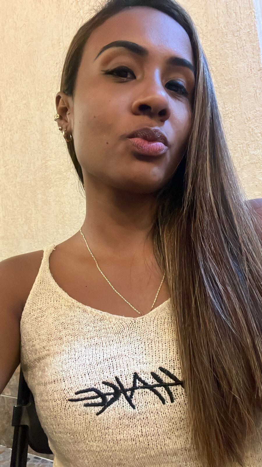 saray_Johnson