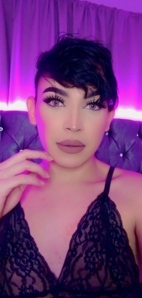 Amber_Tomson