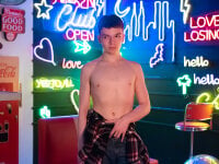 SuCkreamer's Offline Chat Room