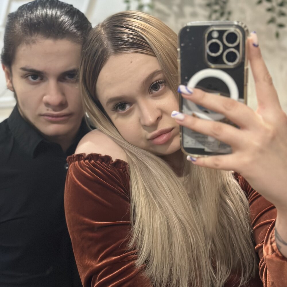 WeSexFam ⏮ online chat