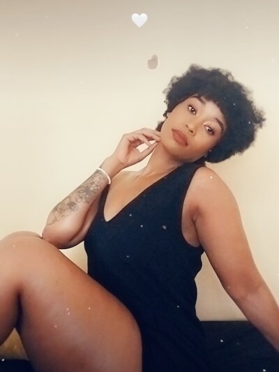 SweetLyraXxx 👊 live nude stream