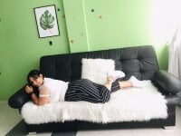 NatalieEsponoza's Offline Chat Room