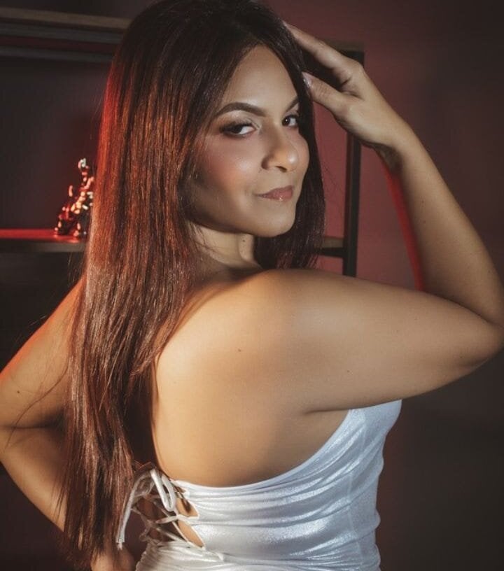 Live sex webcam photo for Susaan_Miilf #290202778