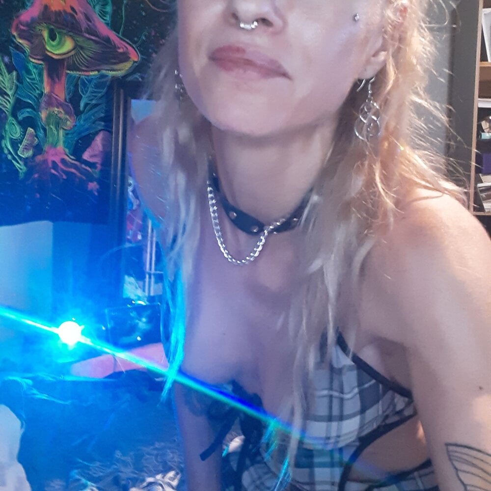 kaena6 live cam model at StripChat