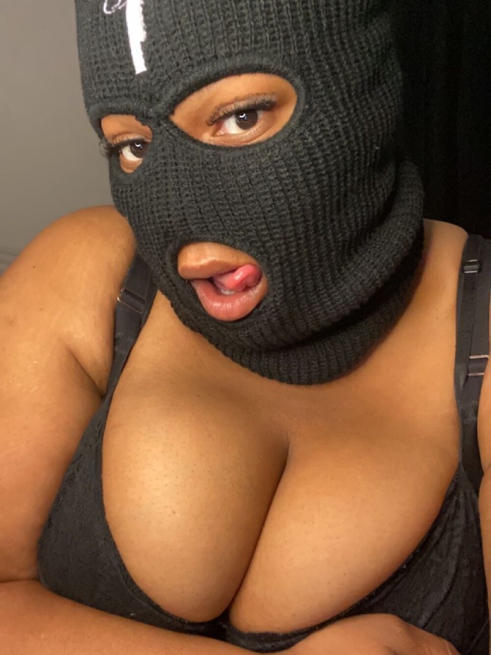 Chat XXX offline de Nubian_BBW_Kween