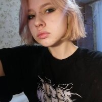 LedeLirens' Offline XXX Chat