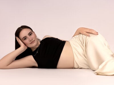 LisaaBro Female Upskirt Live Webcam Naked