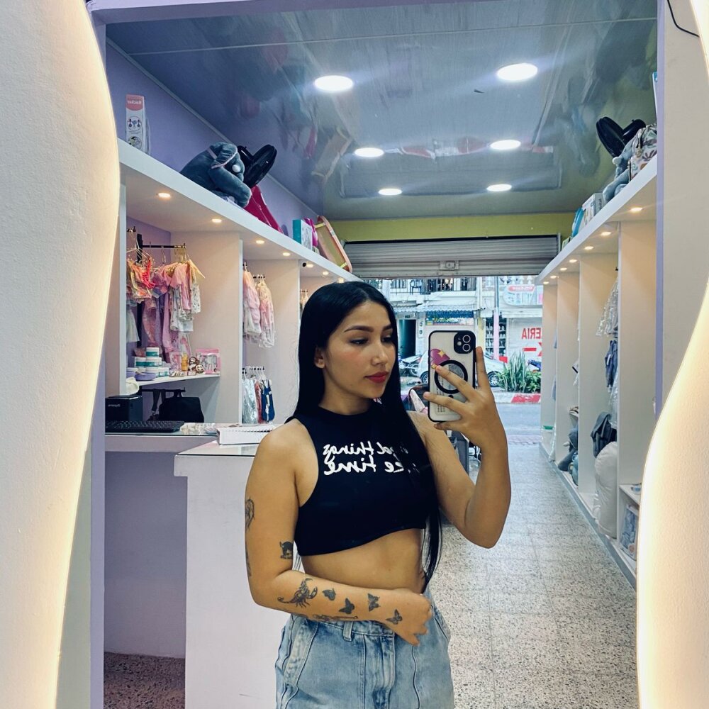 Sala de chat off-line de sweet__celeste18