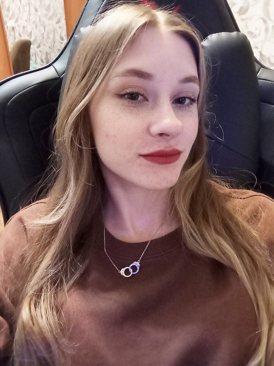 Lora_Angel
