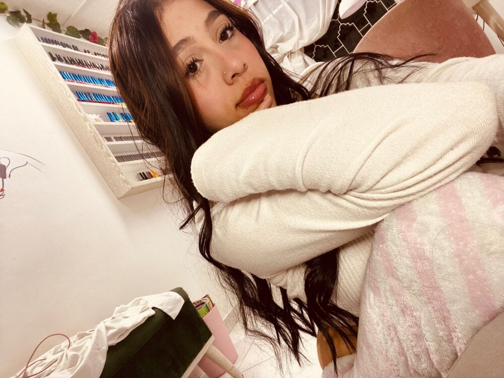 sexlivecamsites.com miascott_pink livesex profile in col cams