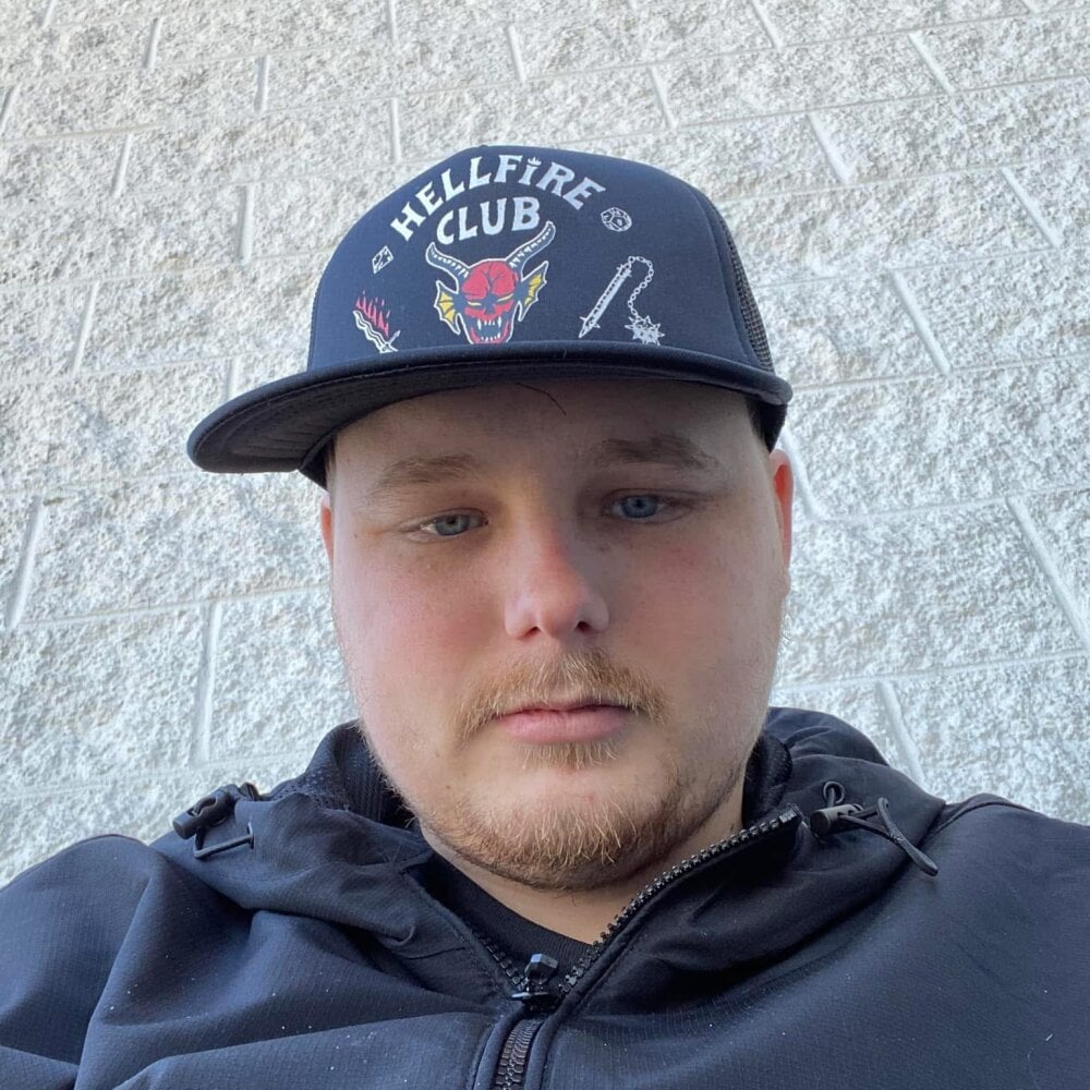 BradyFurness' Offline XXX Chat