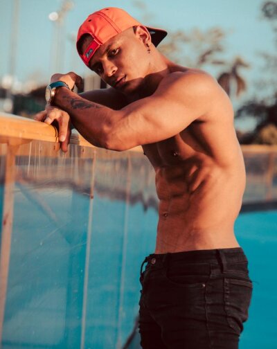 markustheroy77 from stripchat