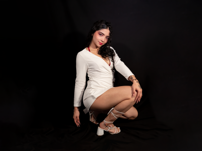 skarleth_wolf from stripchat