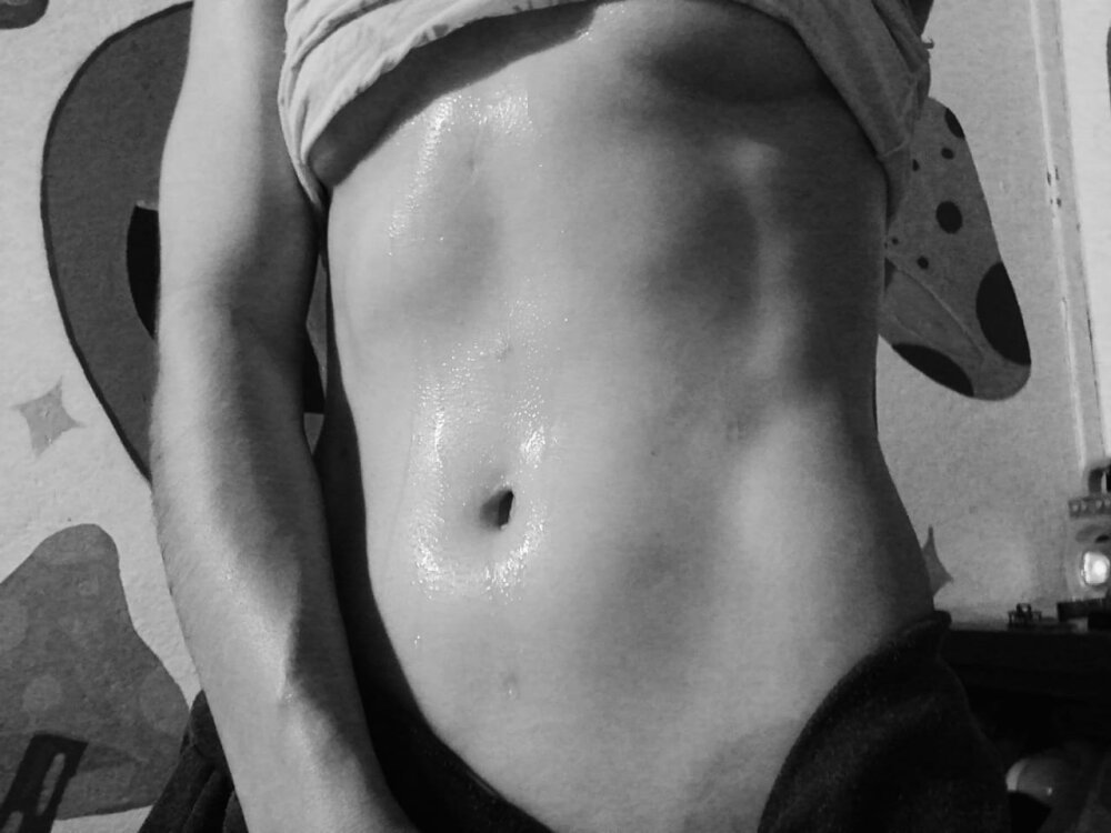 livesex.fan maibelinii livesex profile in in-your-naugthy-dreams cams