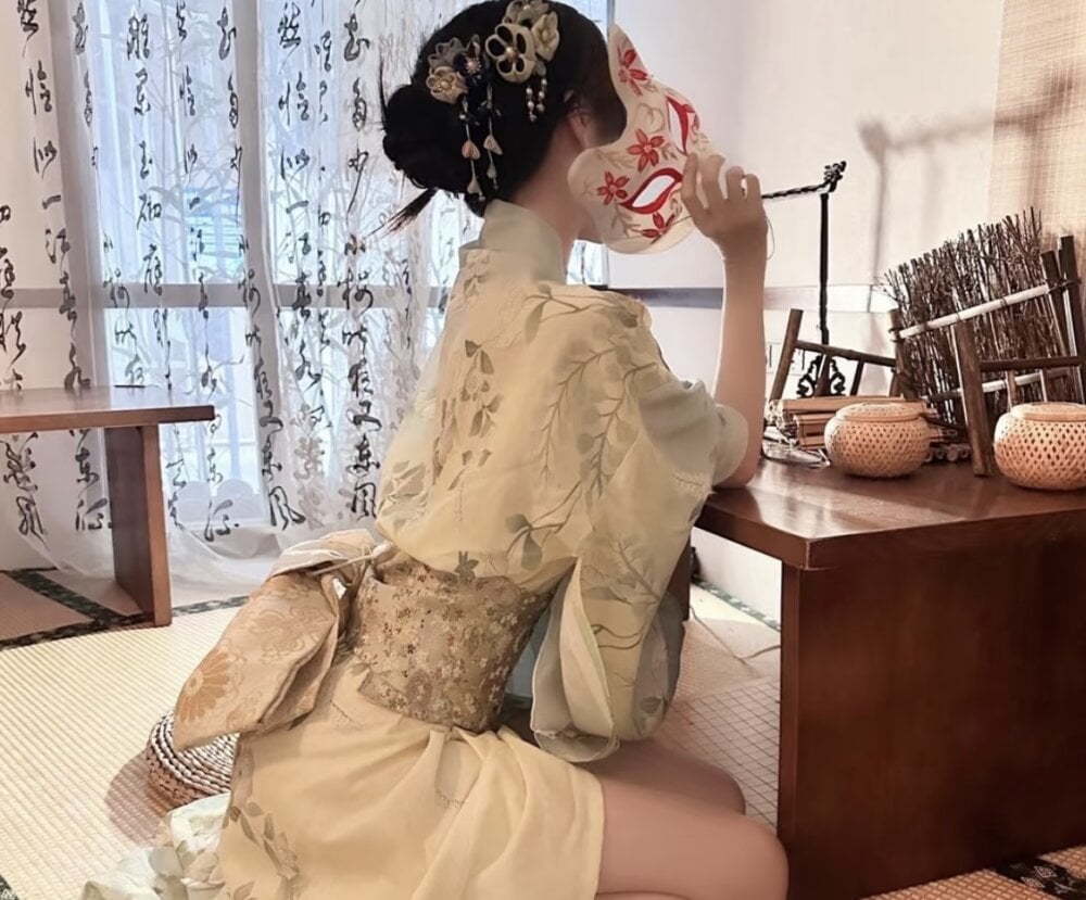 newporncams.com rois_0 livesex profile in originally-from-korea cams