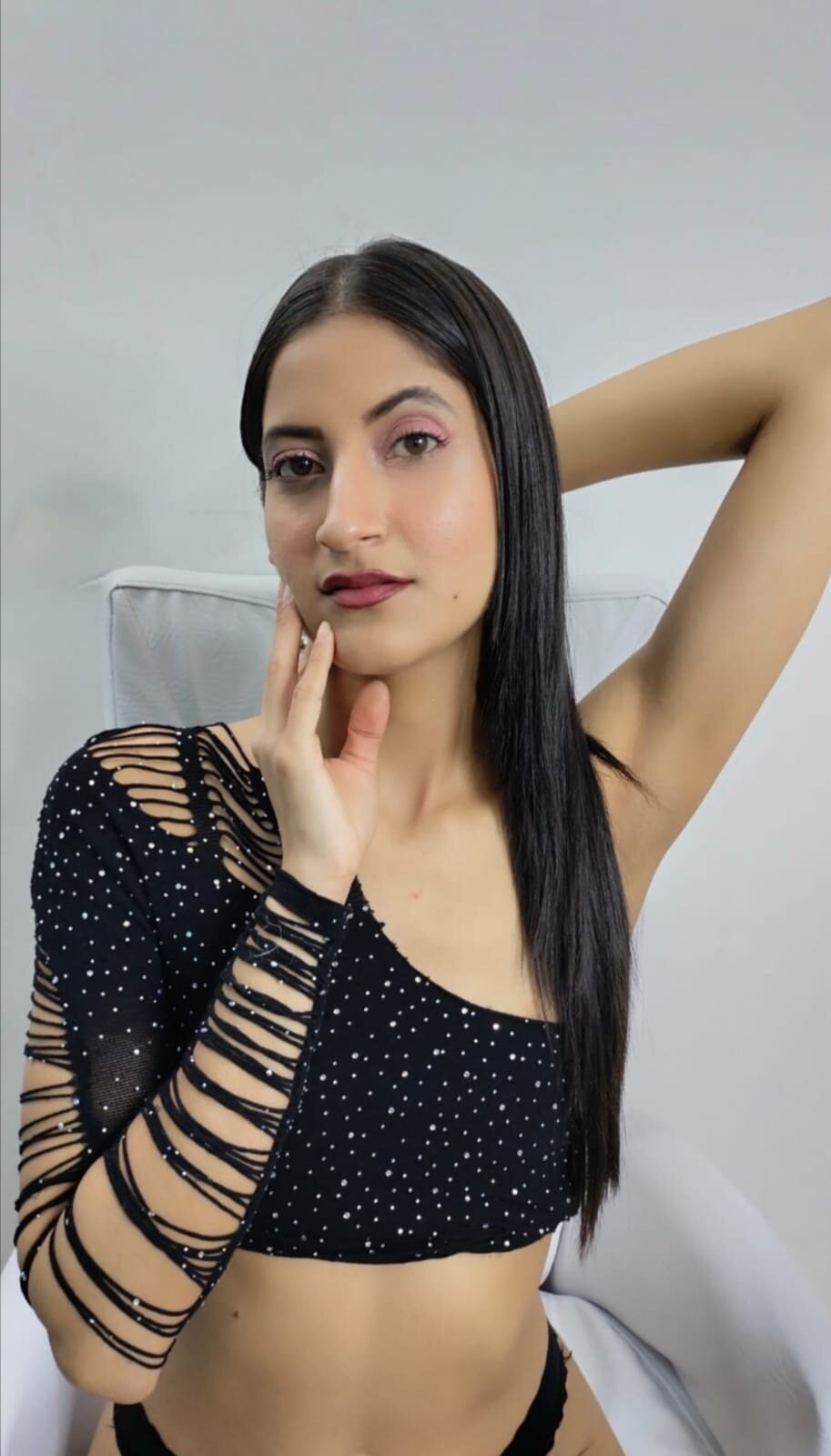 Naomi_jones_sub