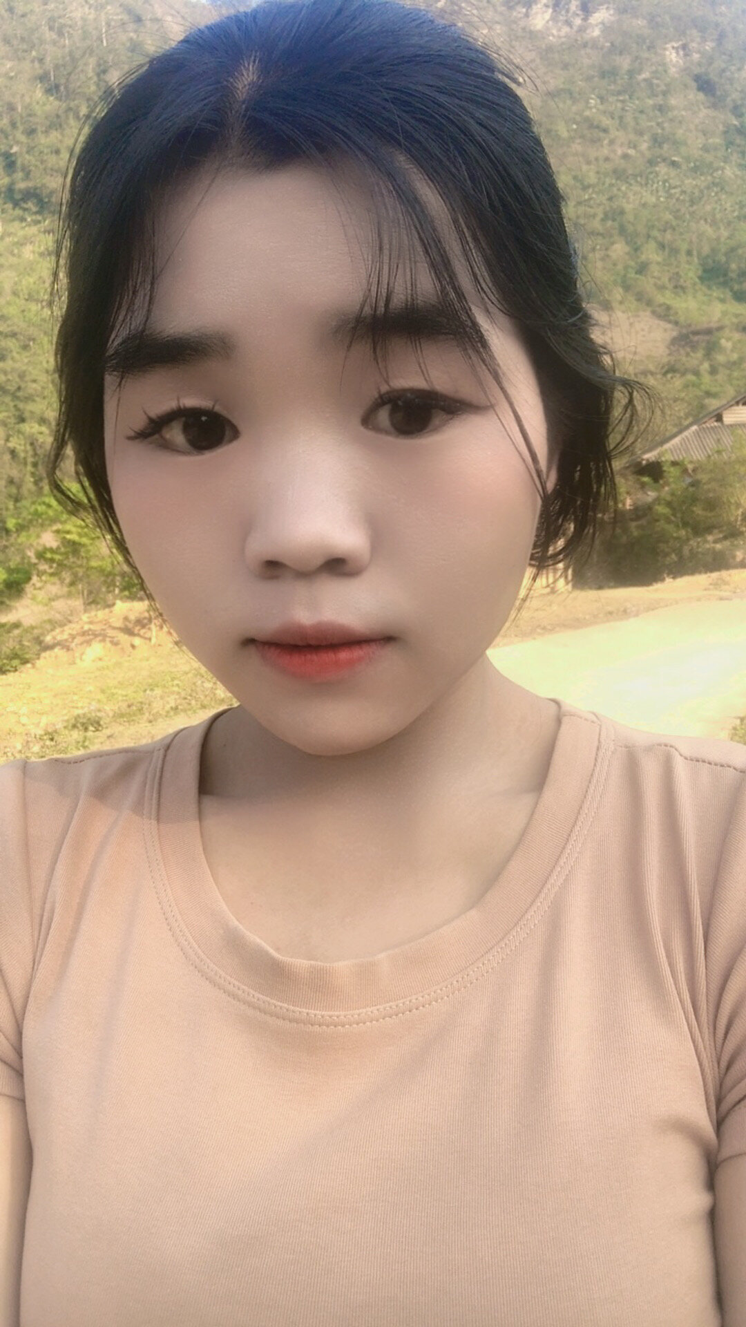 Nhung079