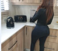 Lolliesindulgence's Offline Chat Room