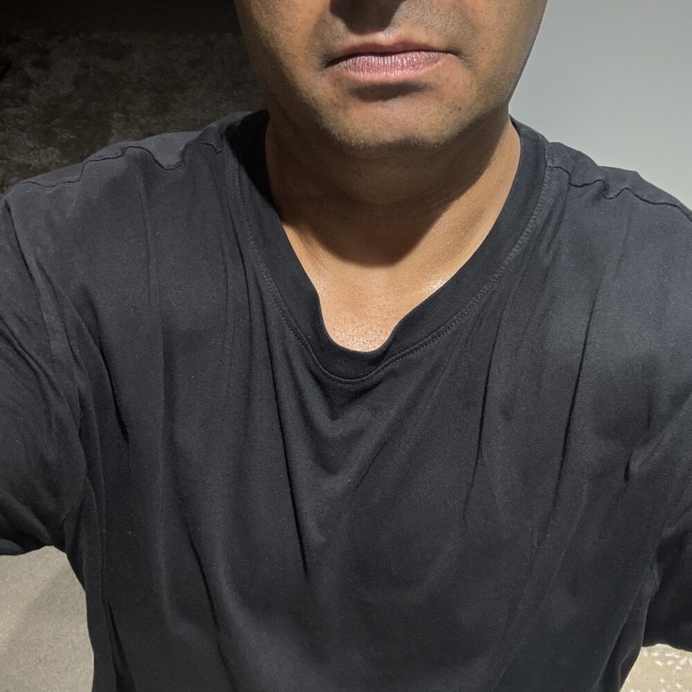 asian_guy from stripchat