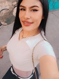 ailyn-4's webcam live show