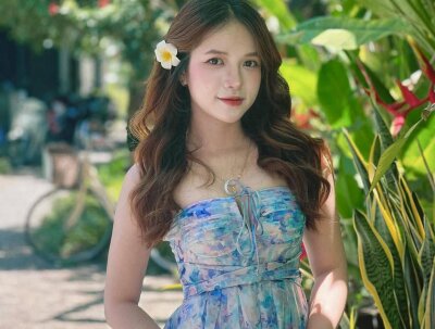 tiny-alice Gallery Image 1