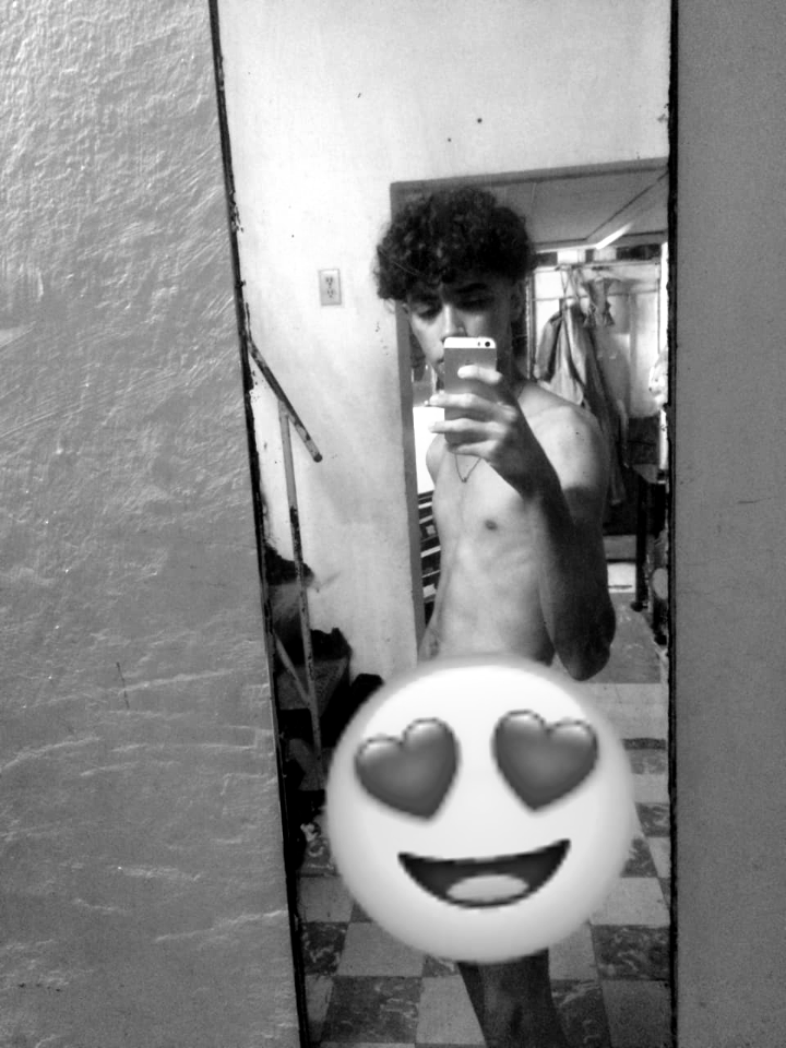 Cam boy Doflamingo2003