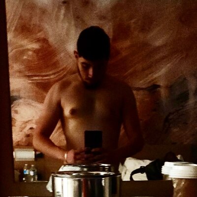Hornycollegestudenthung Male Flexing Free Webcam Nude
