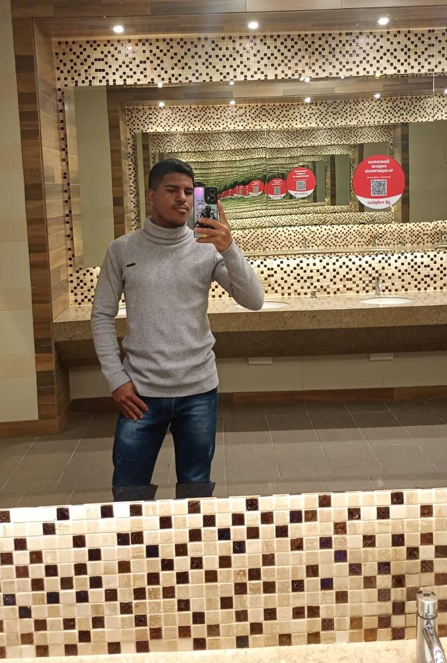 Martin_Conners
