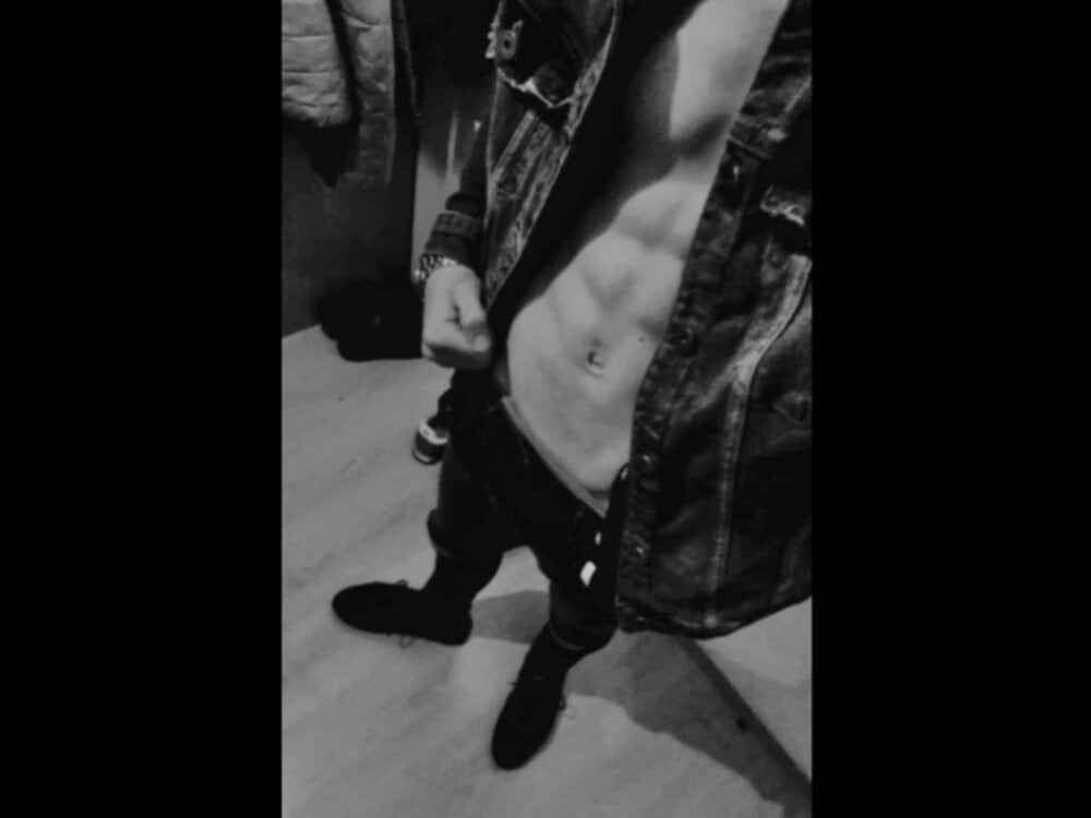 mikev25jr from stripchat