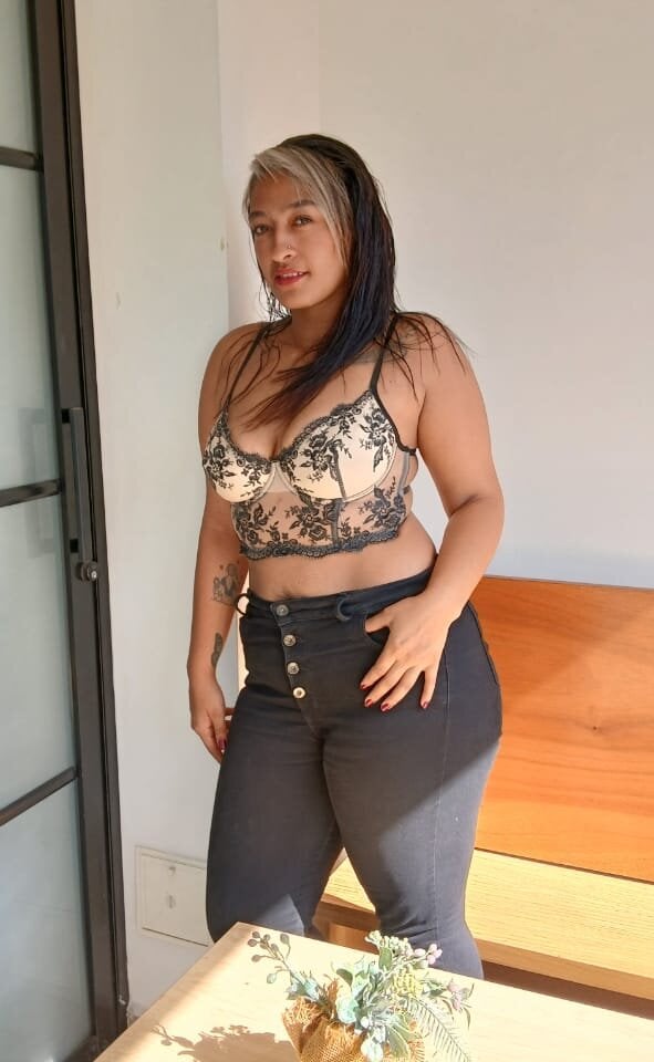 ChloeSteel25 profile