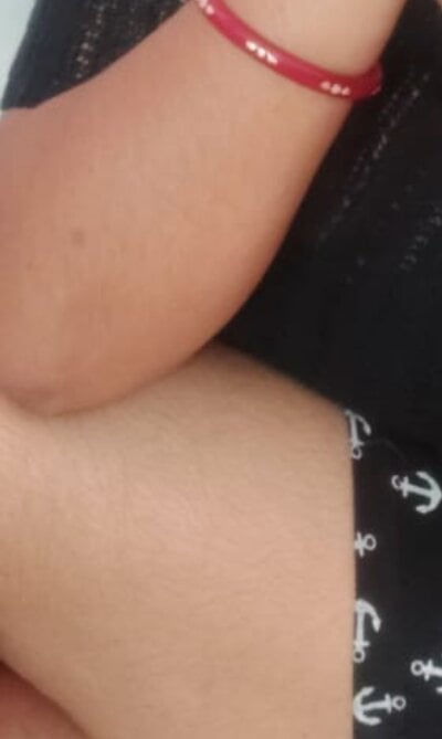 Hott_Sakhi_01