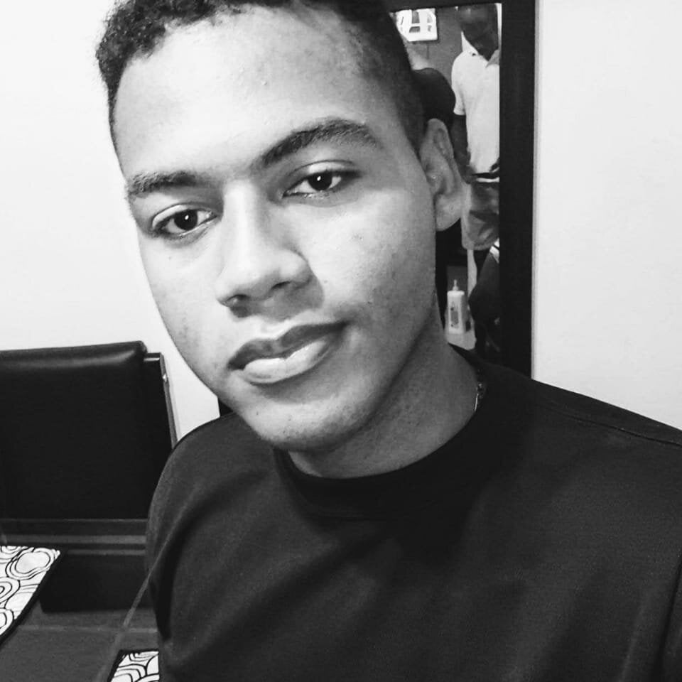 Live sex webcam photo for York_hot2 #288624516