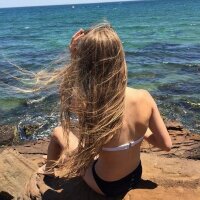 girl_moonlight's Offline XXX Chat