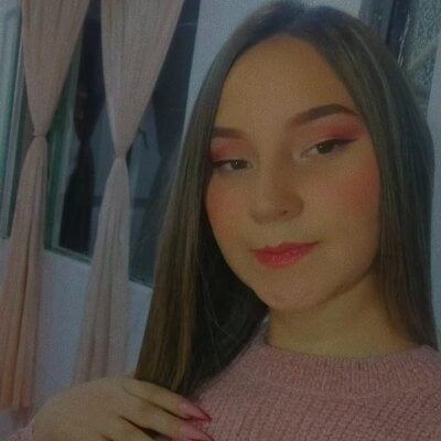 Lau__1_ Free Live Webcam Show & XXX Chat | xHamsterLive