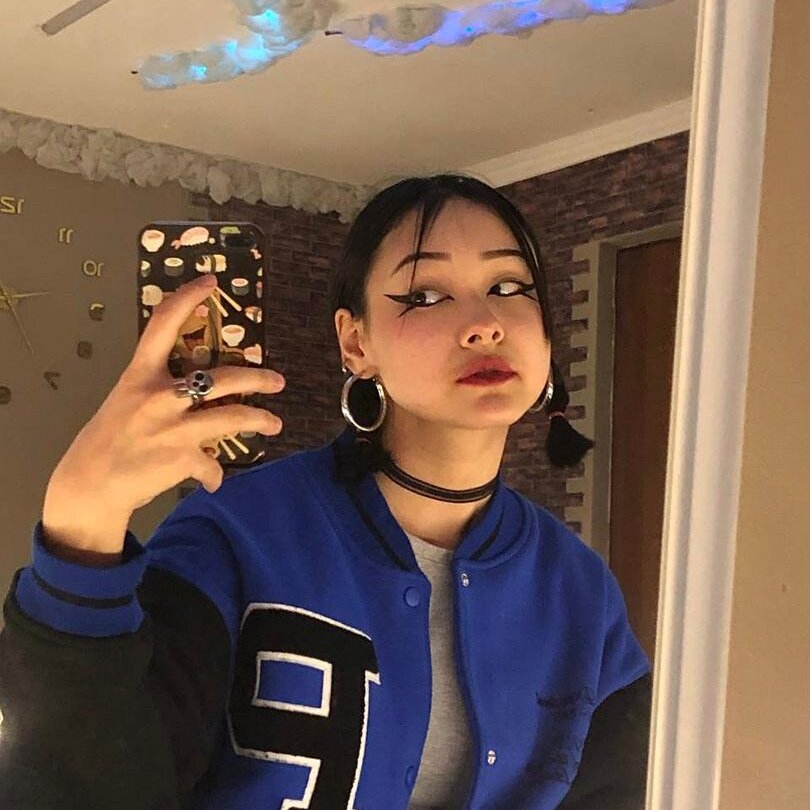 mi_yako 🙇 free live stream