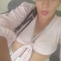 cielodivin's Offline Chat Room