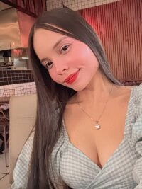 MiaJacksonn