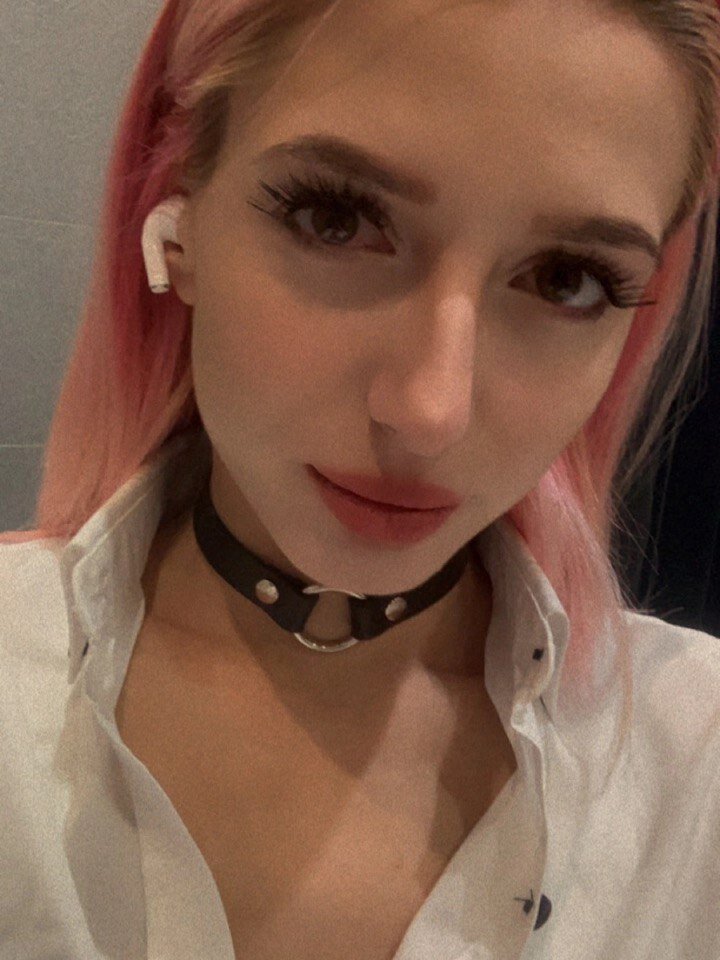 Live sex webcam photo for Astro-Emma #289225190