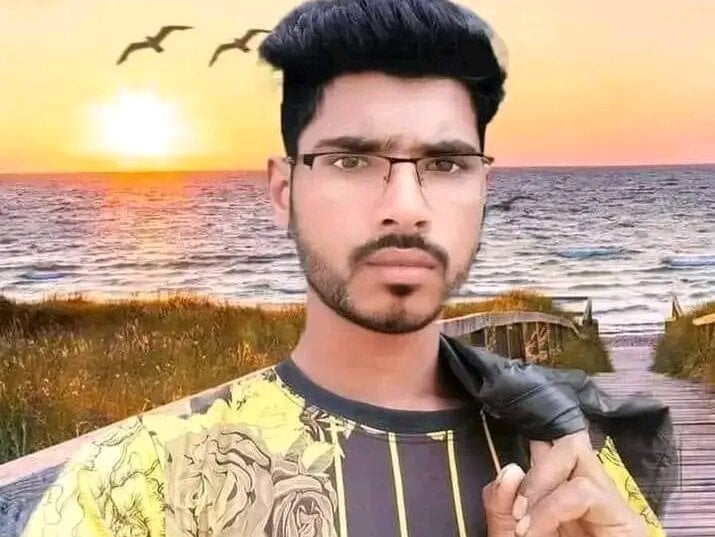 BorNa18 Offline XXX-chat