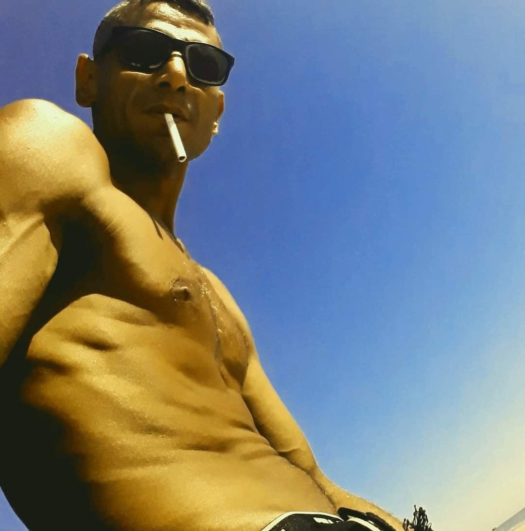 Gillygilly76 live webcam