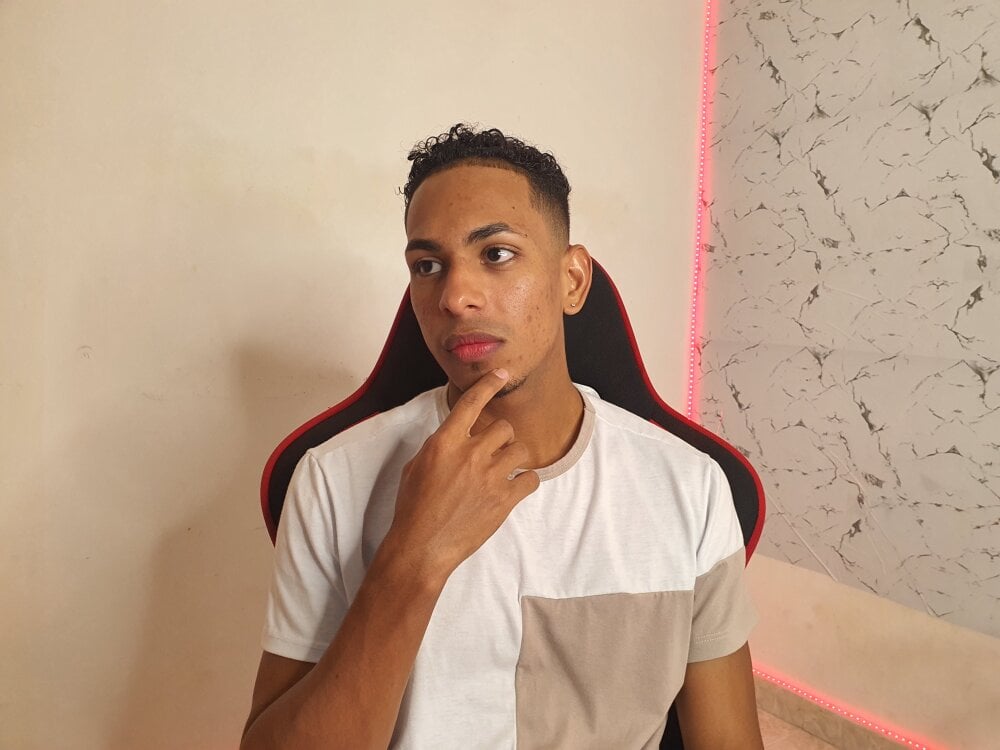 lorian_vikel