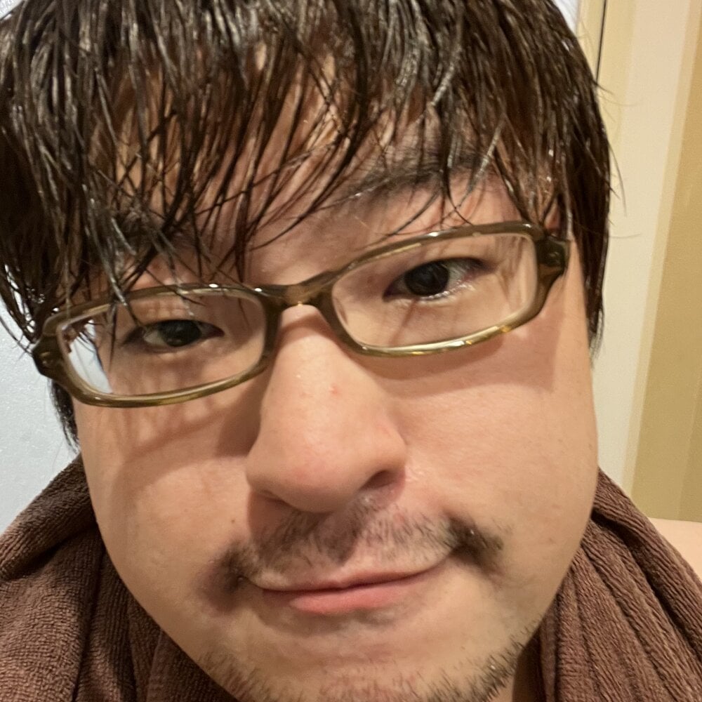 yuuki198912 from stripchat