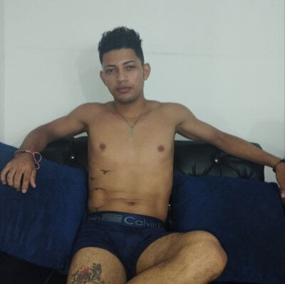 Coronel07 - Stripchat Boy 