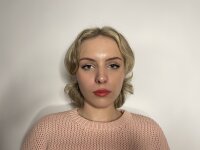 AmandaStiII's Offline Chat Room