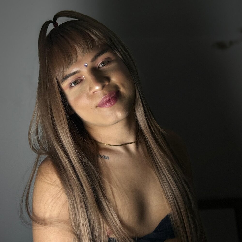 Mini_naomi profile