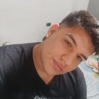 mazenrois's webcam live show