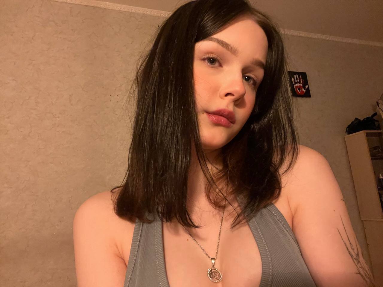 AliceBite007