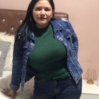 GrettaColinsHot's Offline Chat Room
